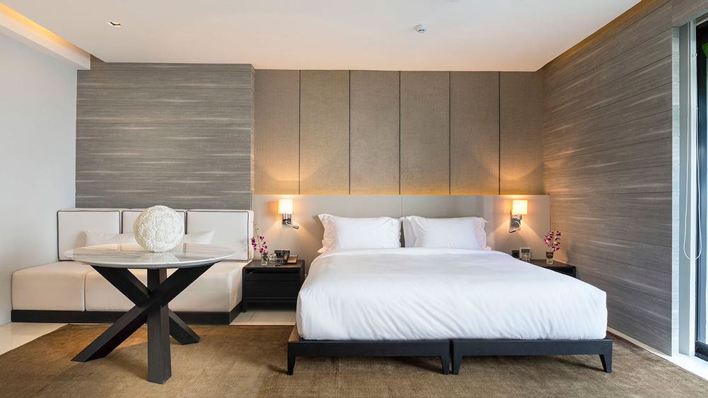 Sohamsa Estate - Villa Hamsa - Guest bedroom one